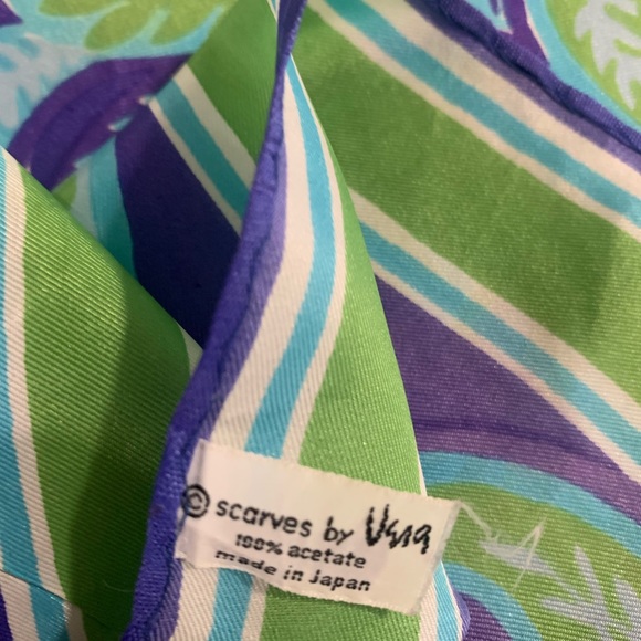 Vera scarf made in Japan. - Picture 6 of 9
